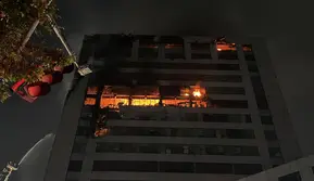 Cerita dari Lantai 16 Saat Gedung Bapenda Terbakar