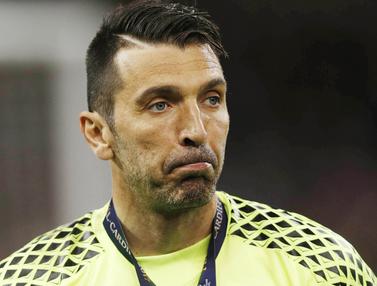FOTO: Wajah Sedih Gianluigi Buffon Usai Gagal Menjuarai ...
