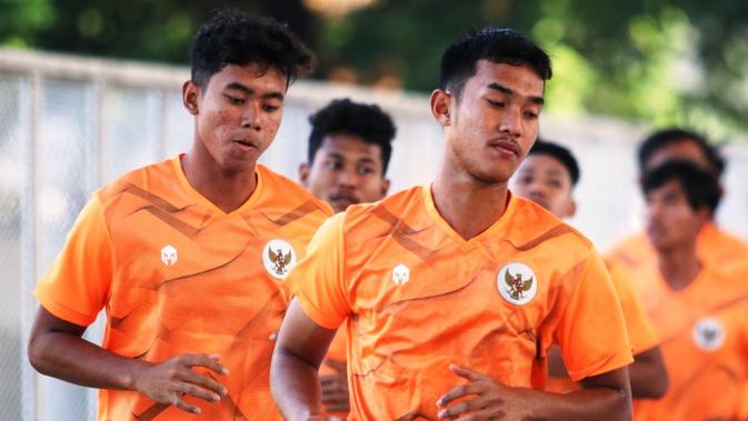 Rencana Timnas Indonesia U 19 Tc Di Korsel Atau Spanyol Dinilai Tidak Efektif Indonesia Bola Com