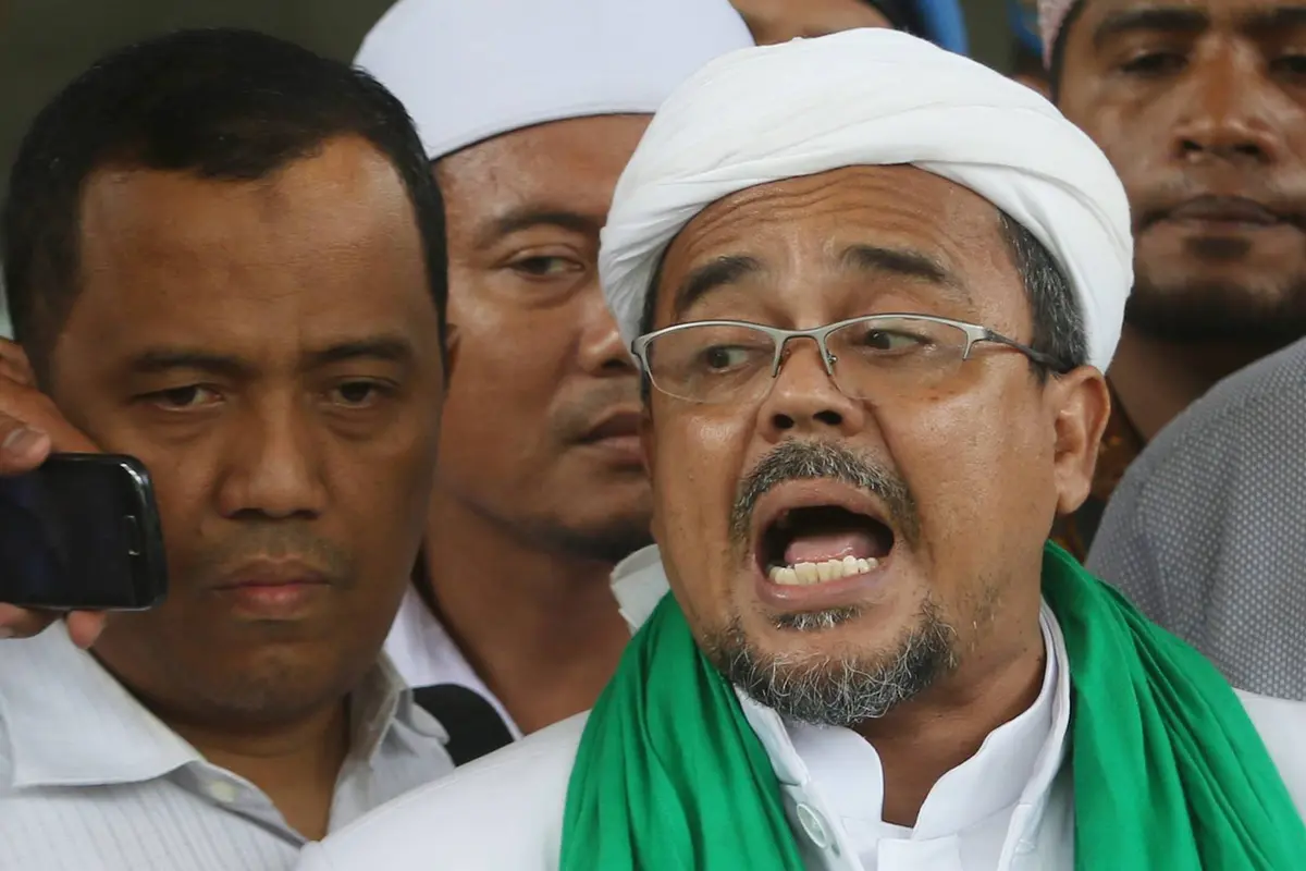 20161123-Rizieq-Shihab-Usai-Penuhi-Panggilan-Bareskrim-Jakarta-FF
