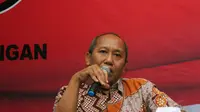 Pengamat politik LIPI, Ikrar Nusa Bakti, hadir menjadi pembicara dalam diskusi yang membahas polemik RUU Pilkada di kantor DPP PDI-P, Jakarta, (17/9/2014). (Liputan6.com/Helmi Fithriansyah)