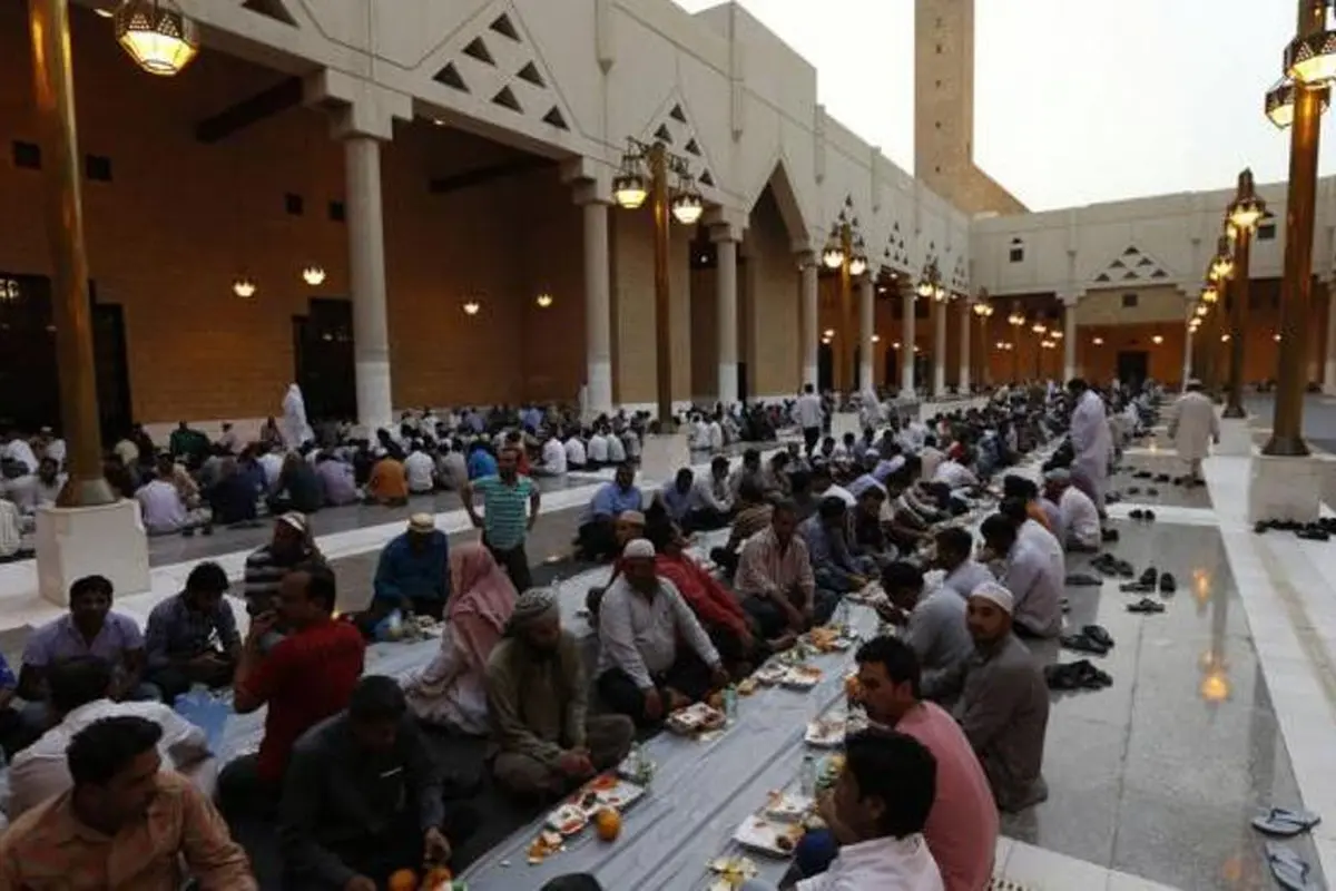 Waktu Buka Puasa Hari ke-28, 23 Juni 2017