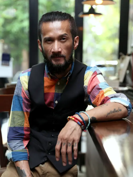 Berkeinginan untuk menggelar konser tunggal, Reza bersama band-nya The Groove berharap bisa mempersembahkan sesuatu yang super wah namun tetap idealis. (Nurwahyunan/Bintang.com)