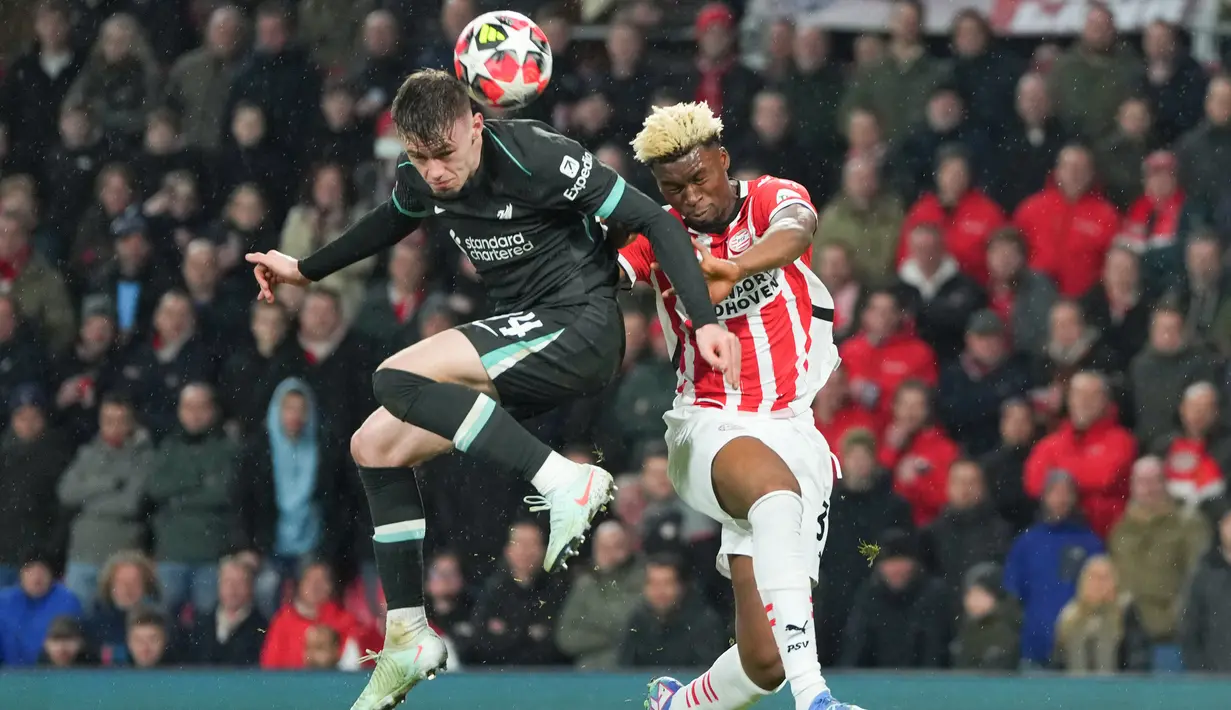 Tiga gol PSV dicetak Johan Bakayoko, Ismael Saibari dan Ricardo Pepi. Sementara Liverpool mendapat gol melalui penalti Cody Gakpo dan Harvey Elliot. (AP Photo/Peter Dejong)