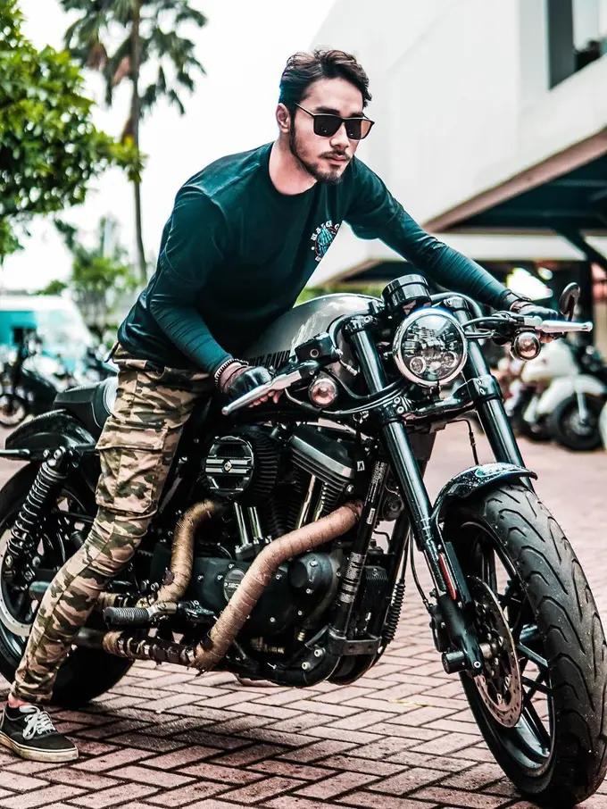 Pesona Tampan Achmad Megantara, Pemeran Bima KKN di Desa Penari yang Disebut Zayn Malik Indonesia,