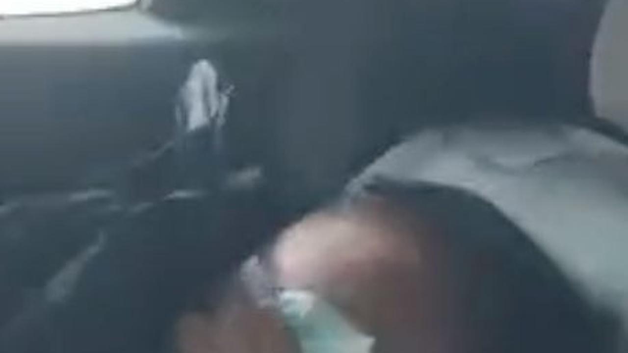 VIDEO: Tutupi Wajah, Ketua KPK Firli Bahuri Sembunyi di Mobil Usai Diperiksa Bareskrim