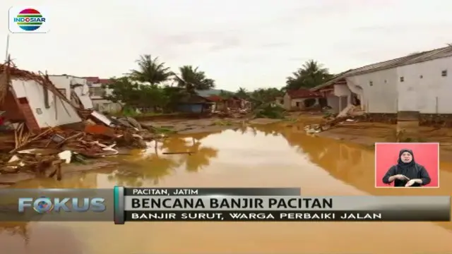 Banjir yang disebabkan oleh Siklon Tropis Cempaka ini menghancurkan 12 rumah warga yang berada di 5 RT, Dusun Teleng.