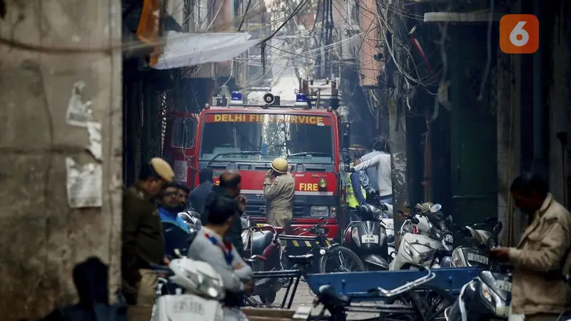 Kebakaran pabrik tas terjadi di India.