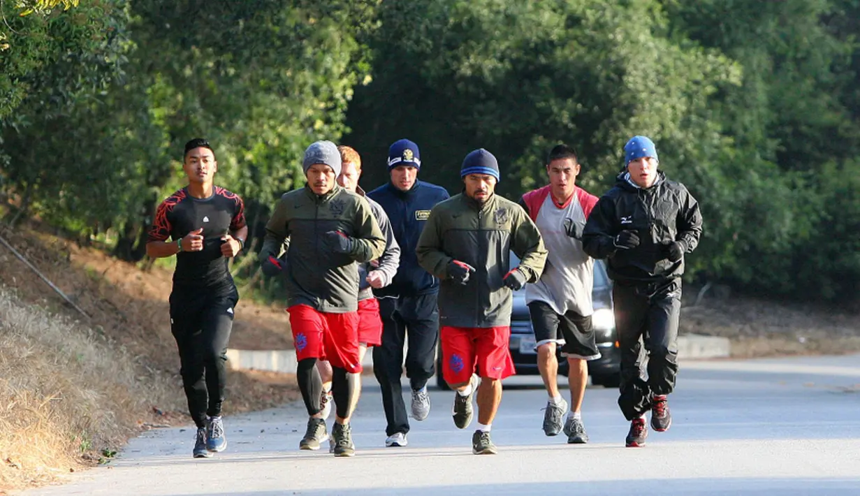 Manny Pacquiao bersama tim berlari di Griffith Park, Los Angeles, Amerika Serikat, (Istimewa).