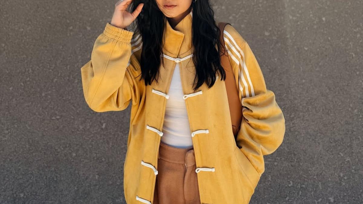 Febby Rastanty Liburan ke China, Tampil Standout dengan Jaket Adidas China Viral Rp2 Juta-an