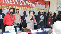 Polresta Tangerang menetapkan 9 tersangka anarkis saat demo UU Cipta Kerja. (Merdeka.com)