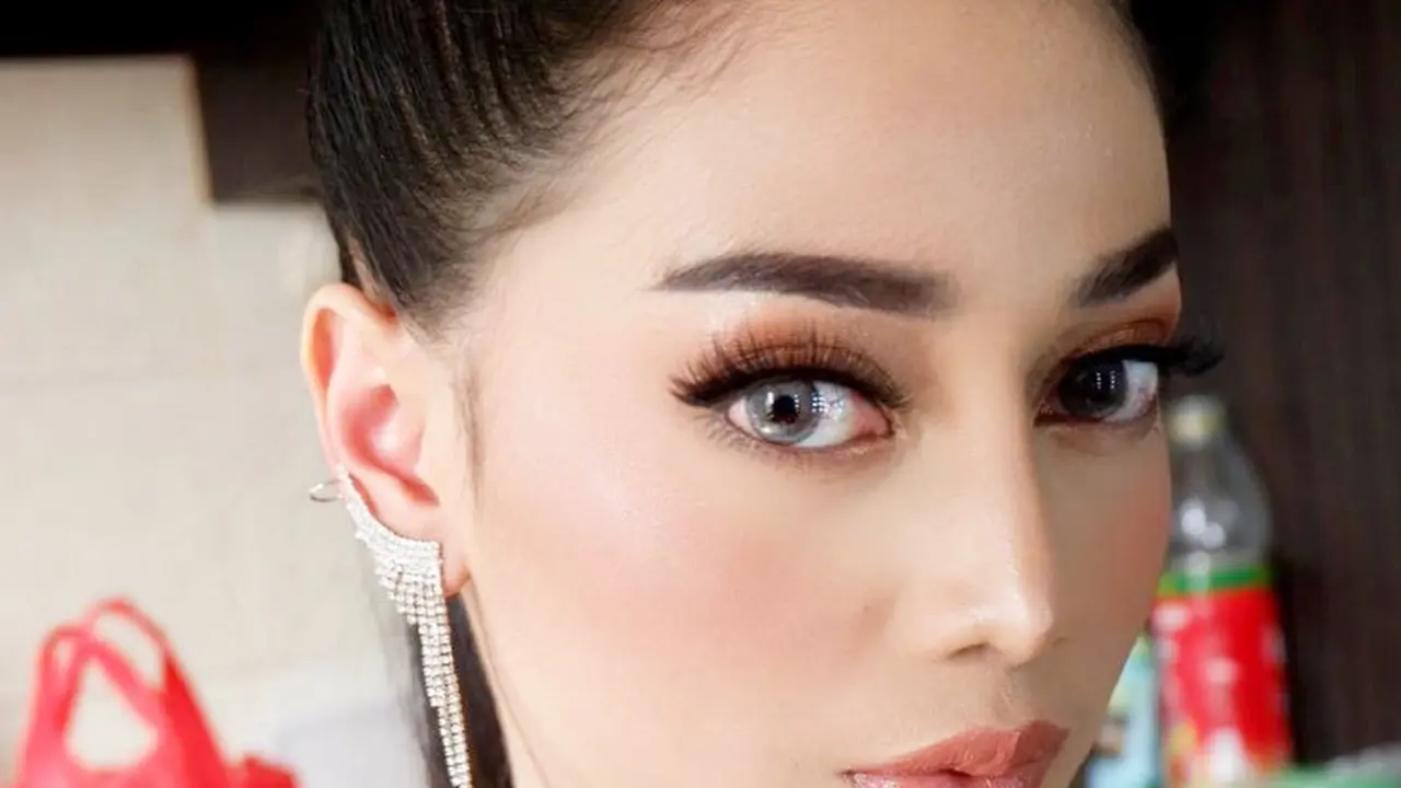 Chintya Ramlan (https://www.instagram.com/p/CDyHiBInDA6/)