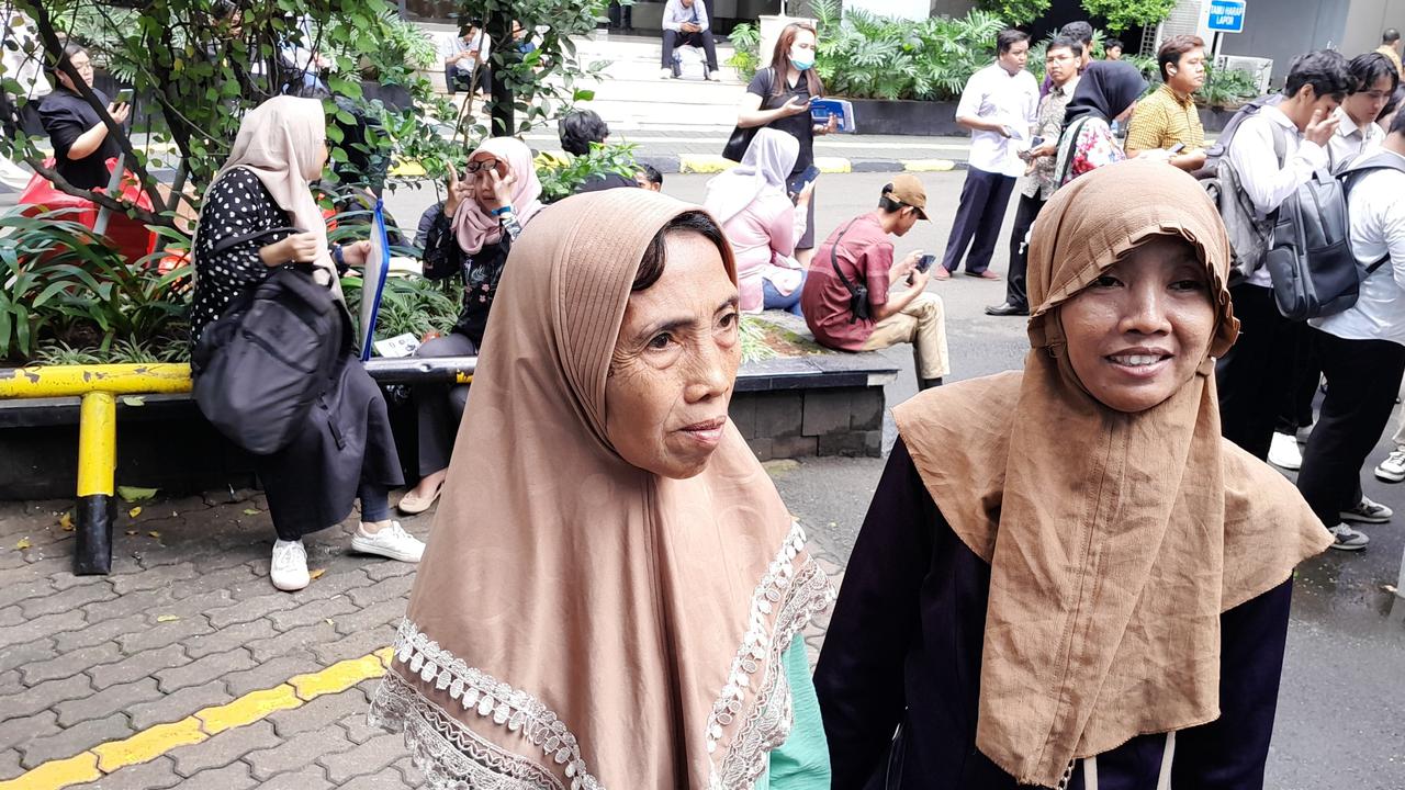 Kisah Riani, Pencari Kerja di Job Fair yang Selalu Tertolak karena Usia