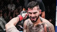 Anthony Hernandez Defeats Roman Dolidze to Win Performance of the Night