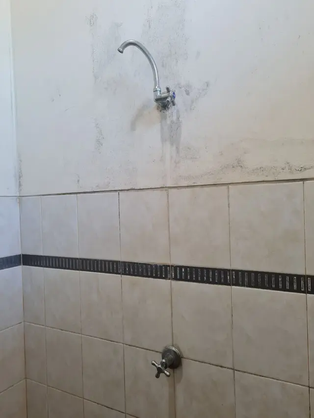 Nyeleneh Banget, 6 Potret Shower Ini Bikin Tepuk Jidat