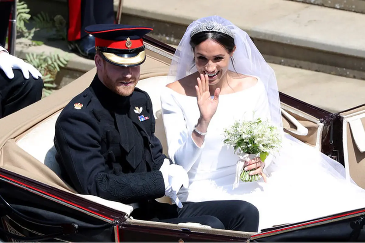 [Bintang] Pangeran Harry - Meghan Markle