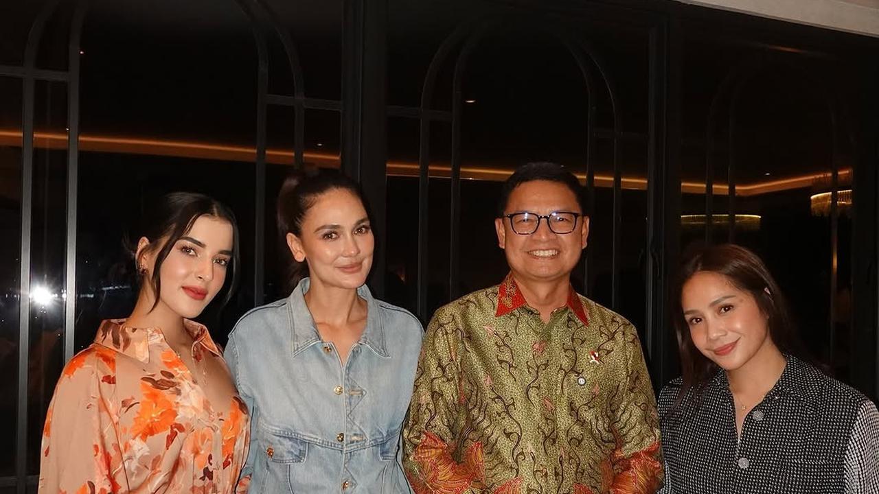 Potret Tasya Farasya Buka Bersama dengan Para Owner Skincare, Ada Nagita Slavina hingga Luna Maya