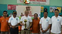 Piala Bergilir BNN untuk tim juara Cougar Children Championship (Dok Cougar)