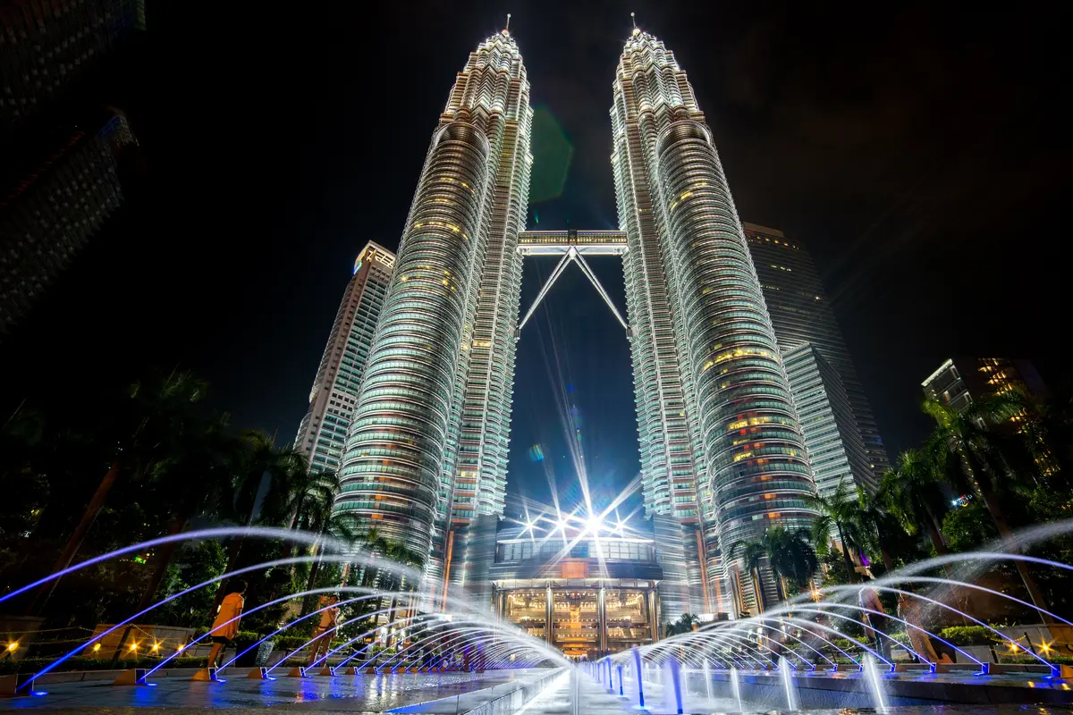 Wisata ke Malaysia Tanpa Karantina Mulai 1 April 2022, Ini Syaratnya
