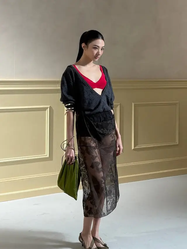 Gawon MEOVV saat di Prada Menswear FW26. [Dok. MEOVV]