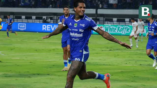 Persib Bandung vs Bali United
