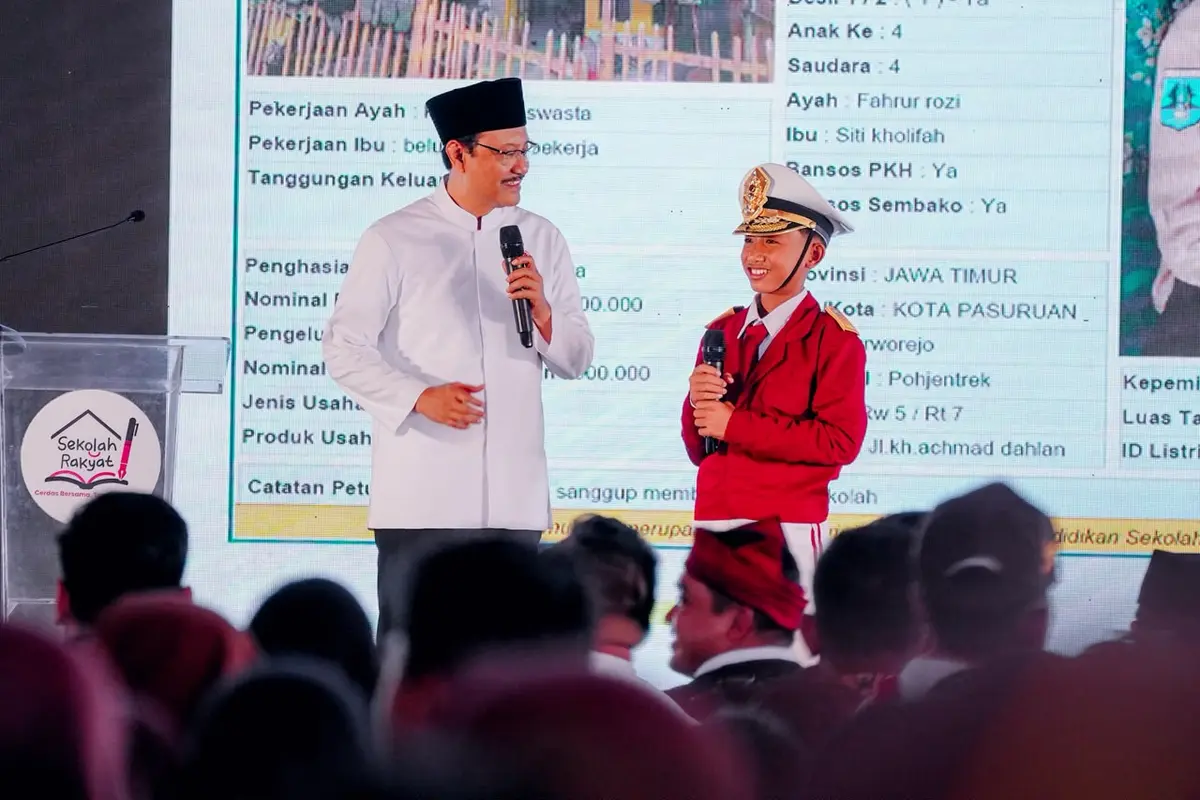 Menteri Sosial Saifullah Yusuf atau Gus Ipul dalam acara Open House Sekolah Rakyat di Pasuruan, Jawa Timur. (Dok: Kemensos)