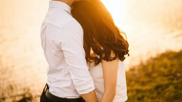 Physical Touch (Sentuhan Fisik)