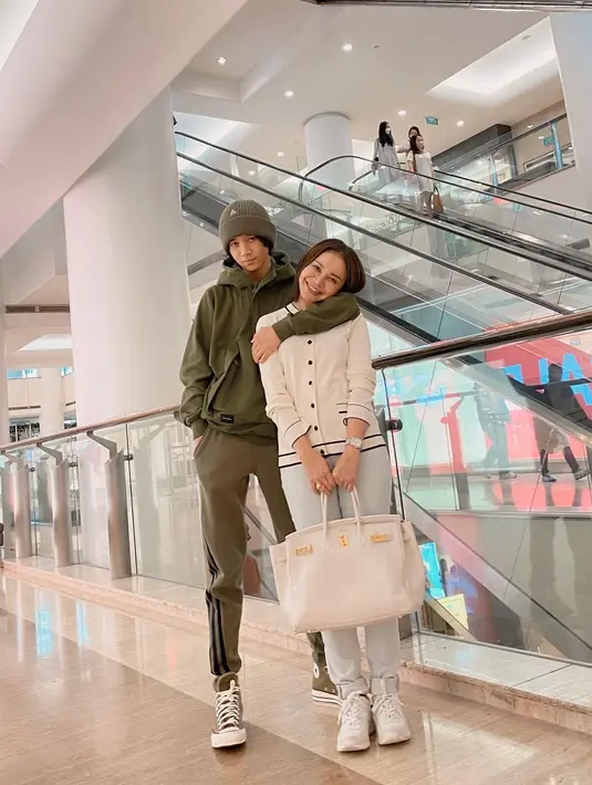 Rossa (Instagram/itsrossa910)