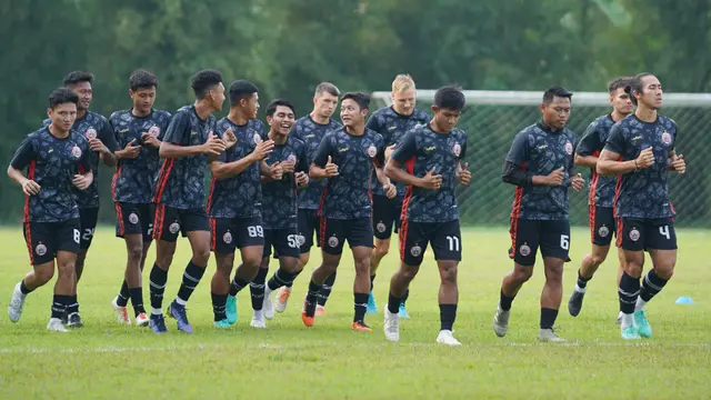 Foto: Aksi Hanno Behrens Saat Mengikuti Latihan Perdana Bersama Persija Jakarta