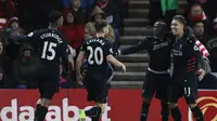 Pemain Liverpool rayakan gol yang dicetak Sadio Mane ke gawang Sunderland. (Daily Mail)