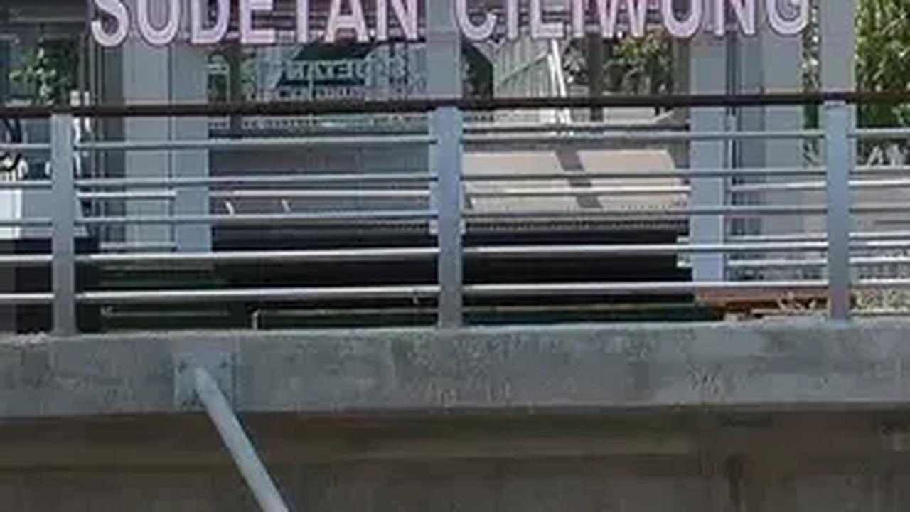 Demokrat Gerah Anies Disinggung soal Sodetan Ciliwung Mangkrak: MandeK Sejak Era Pak Jokowi