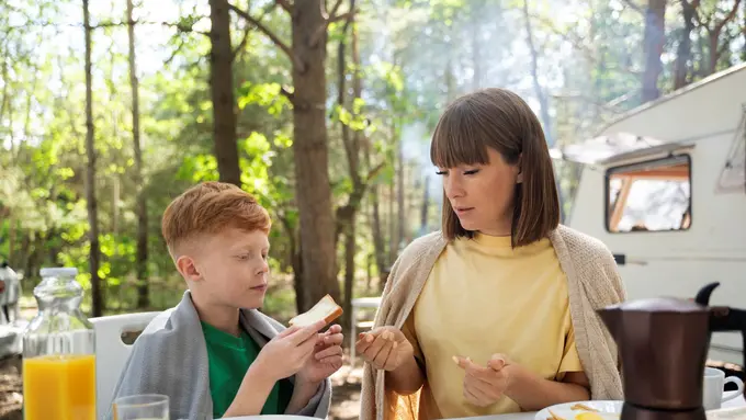 Kenali Cara Menghadapi Anak Picky Eater Saat Liburan di Luar Kota agar Tetap Tenang dan Menyenangkan