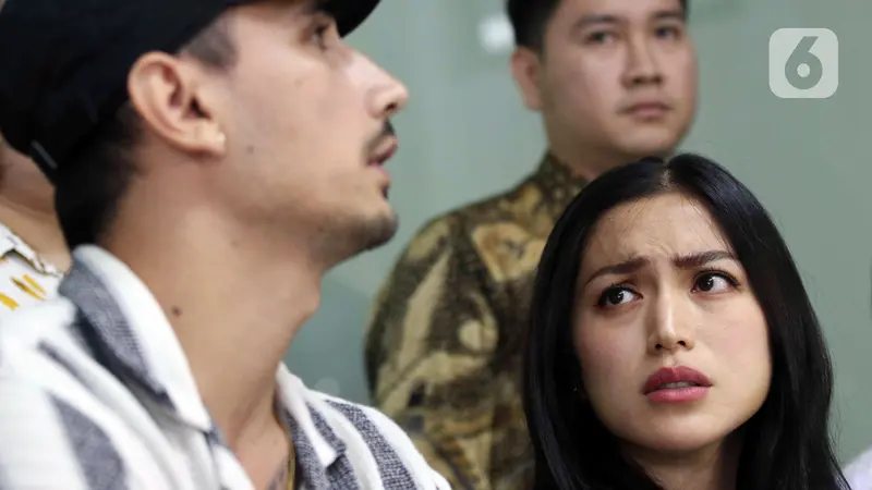 FOTO: Jessica Iskandar Beberkan Kasus Penipuan dan Penggelapan Investasi Mobil di Bali
