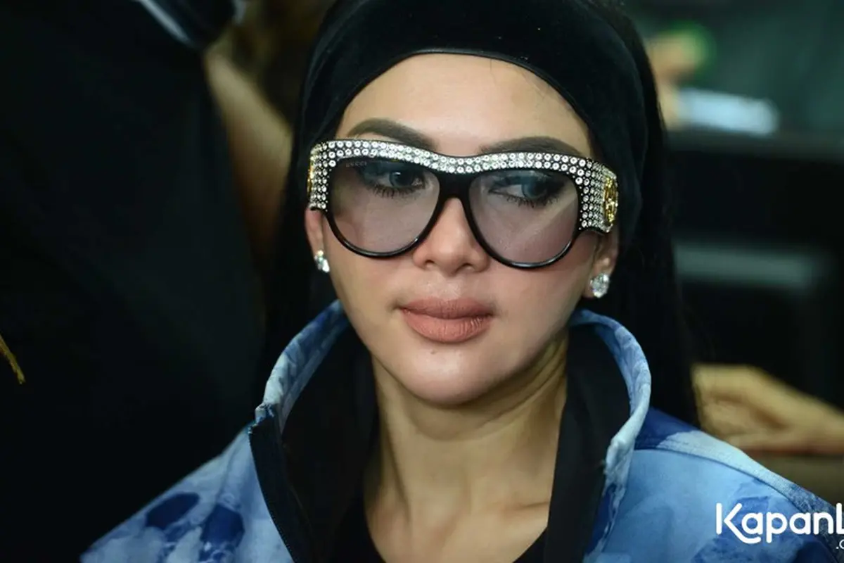 [Bintang] Syahrini di Sidang First Travel