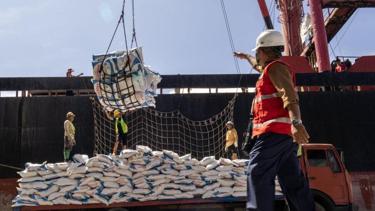 Pupuk Indonesia Optimalkan Penyaluran Pupuk Jalur Alternatif di Sumatera Barat Pasca Bencana