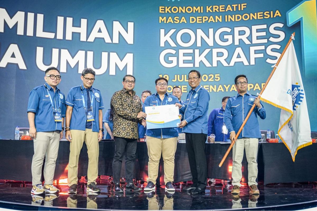 Menteri Ekraf Teuku Riefky Harsya di Acara Kongres Gerakan Ekonomi Kreatif Nasional (GEKRAFS)