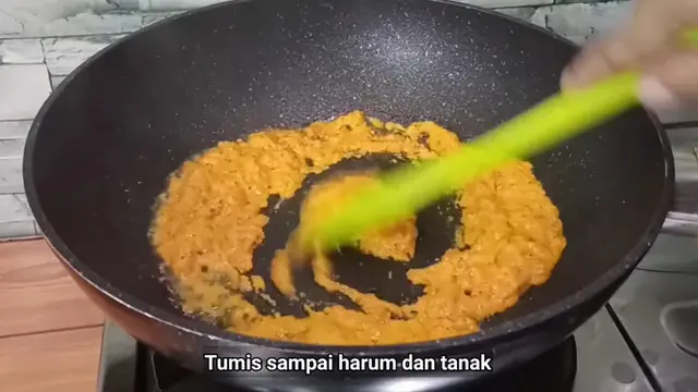 Tidak Pakai Asam Jawa, Ini Cara Bikin Buntil Daun Pepaya Anti Pahit