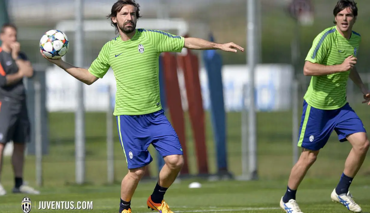 Sempat absen di dua leg kontra Borussia Dortmund sebelumnya, pelatih Max Allegri bisa bernapas lega karena sang metronom sudah bisa diturunkan (Juventus.com)