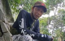 Salut, Pria Berjenggot Ini Salurkan Donasi Kepada Orang-orang Tidak Mampu di Jakarta Sambil Hujan-hujanan