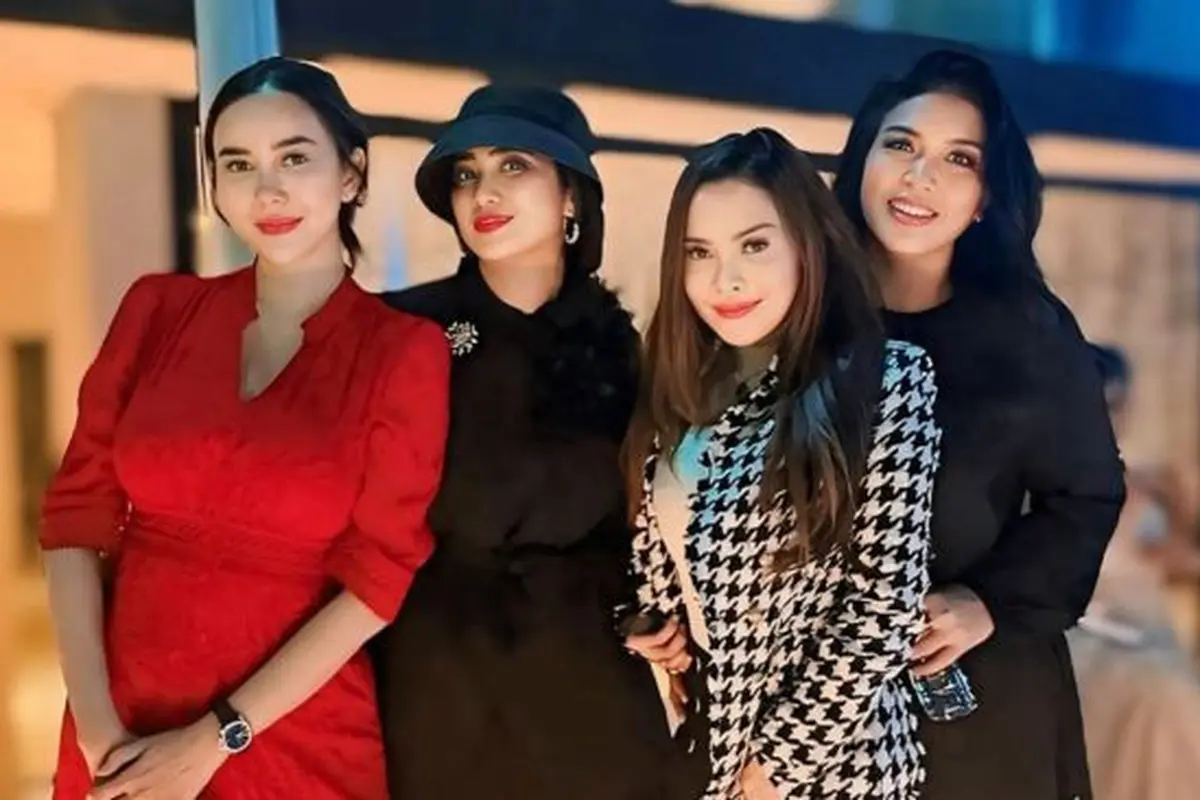 Potret Aura Kasih Rayakan Ulang Tahun ke-38. (instagram/aurakasih)