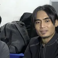 Charly Van Houten biasa menghabiskan waktu liburan tahun barunya bersama keluarga besar Setia Band. 