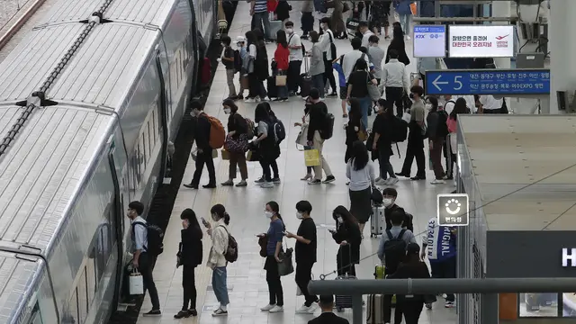 Suasana Stasiun Seoul Jelang Liburan Chuseok