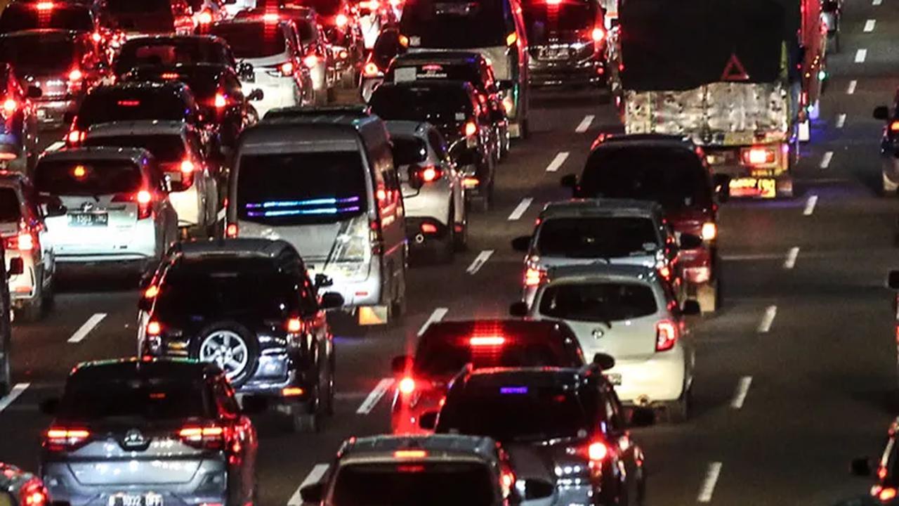 Teruntuk Pemudik, 
Utamakan Keselamatan, Bukan Kecepatan
Karena Keluarga Tercinta Menunggu Anda di Kampung Halaman