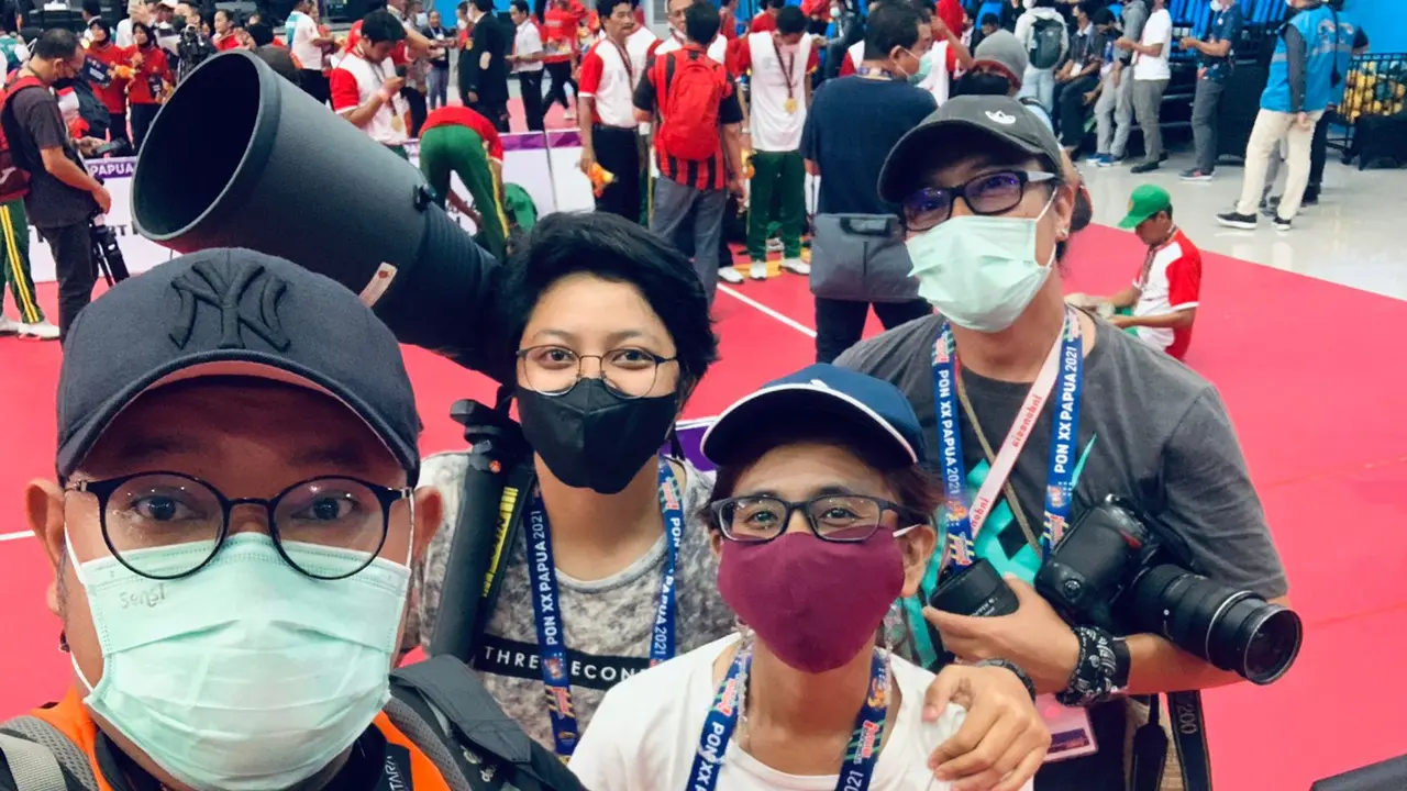 Intip Aksi Pewarta Perempuan di Liga 1 2021/2022