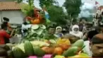 Ratusan panci berisi tulisan Allahu Akbar dan Alhamdulilah disita dari sejumlah pedagang di Malang, Jawa Timur.