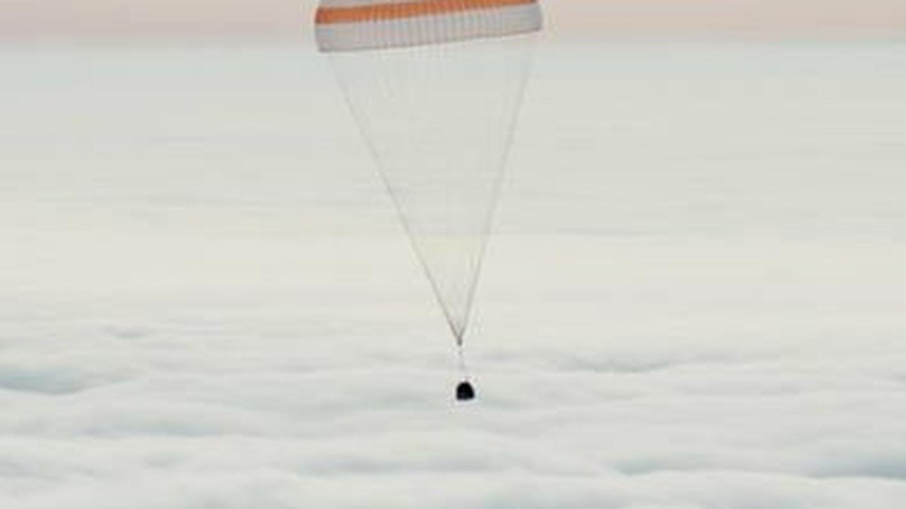 Misi Soyuz 1: Kegagalan Parasut