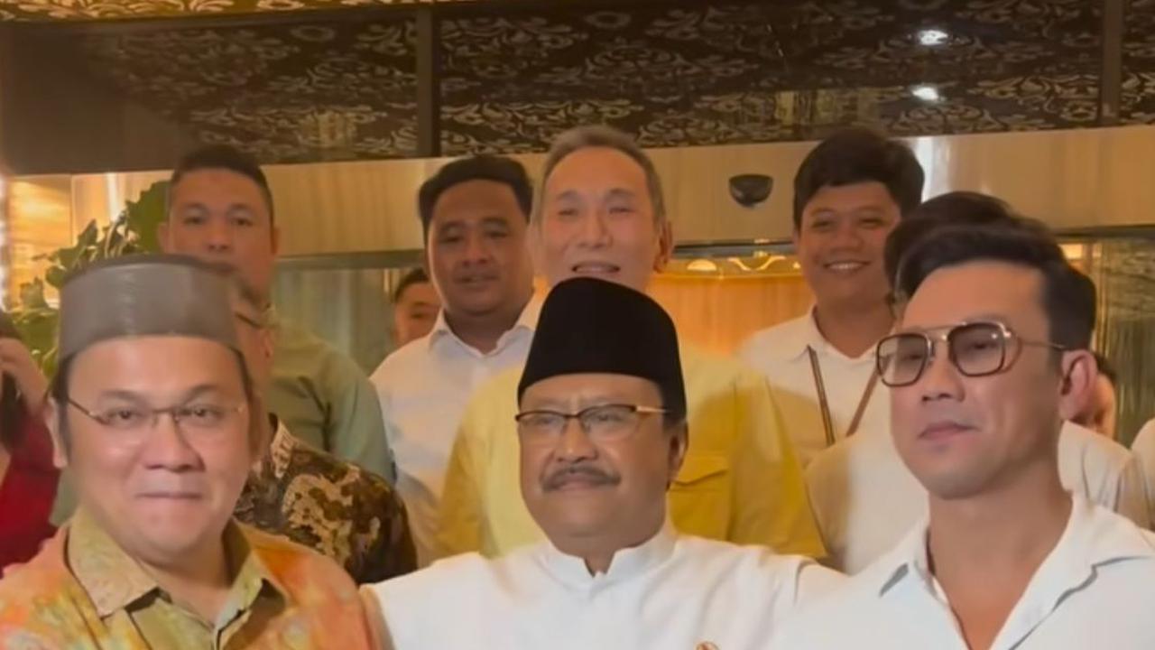 Kisruh Donasi Berakhir Damai, Dipertemukan Kemensos RI Denny Sumargo dan Farhat Abbas Akhirnya Sepakat