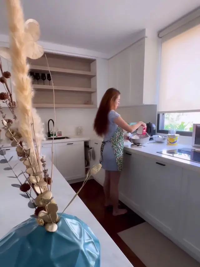 [Fimela] Aura Kasih masak