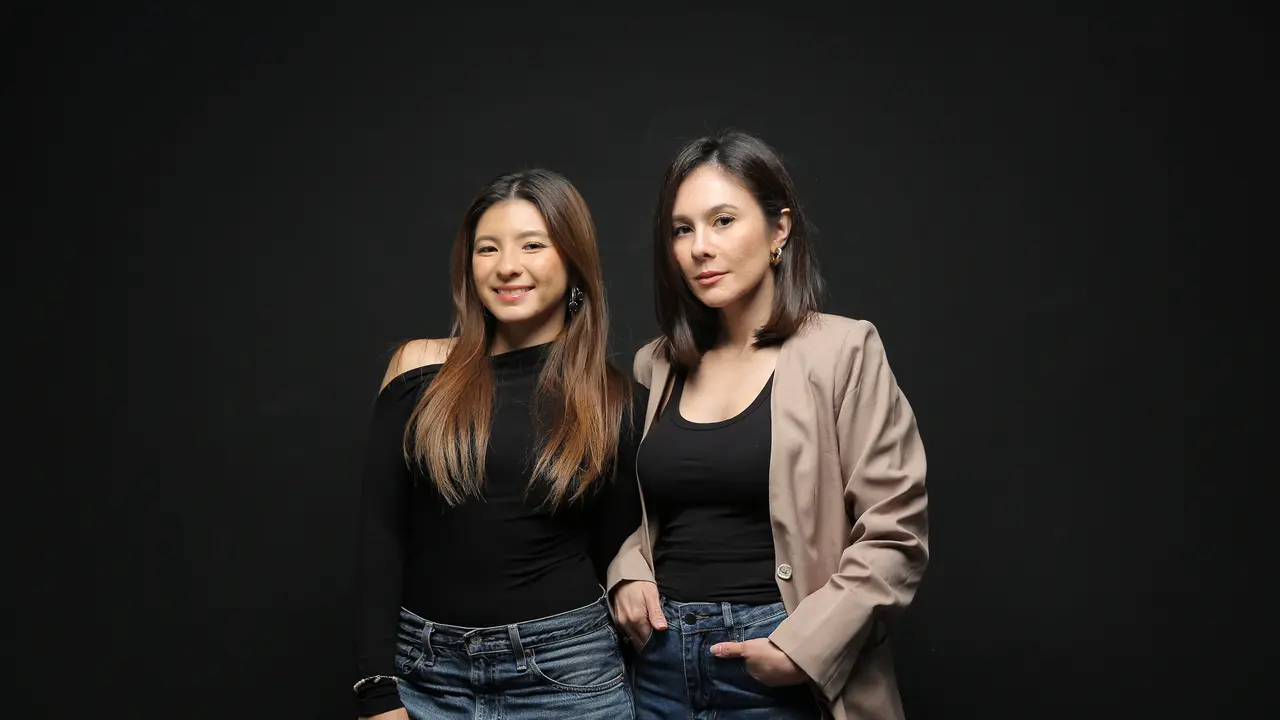 Wulan Guritno dan Shalom Razade.