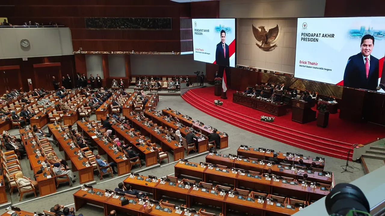 Rapat Paripurna DPR mengesahkan revisi UU BUMN menjadi undang-undang pada Selasa (4/2/2025).